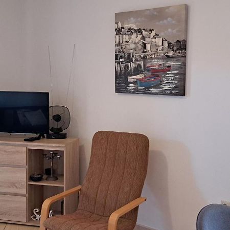 Apartment Jelka Malinska Dış mekan fotoğraf