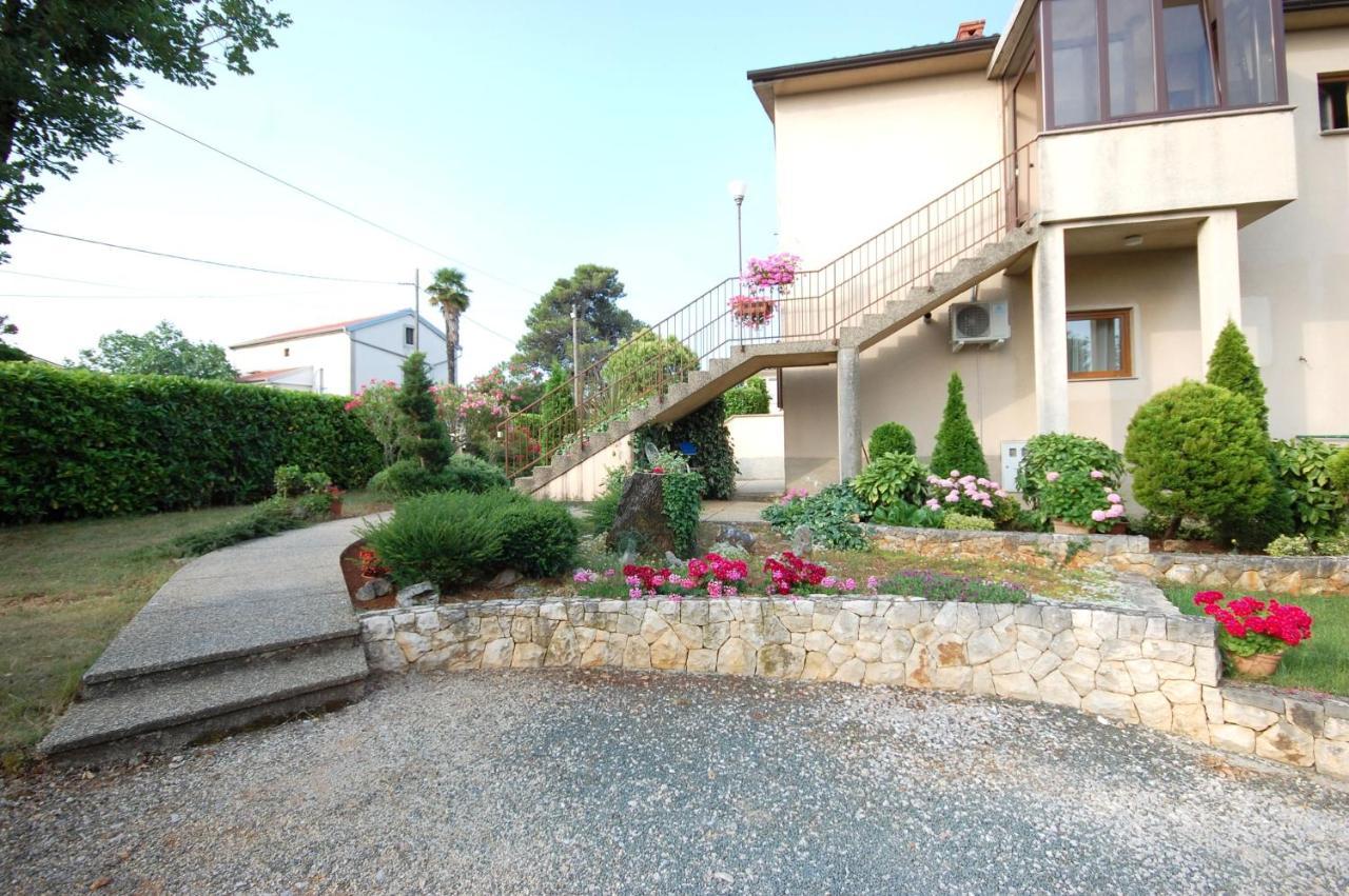 Apartment Jelka Malinska Dış mekan fotoğraf